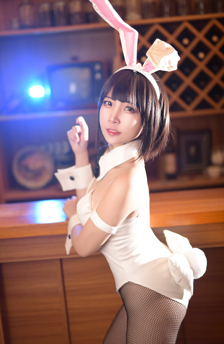二佐Nisa加藤惠酒吧兔女郎3